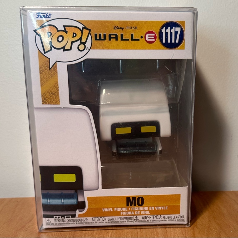 *** SALE PENDING *** Funko Pop! Disney Wall-E , MO Vinyl Figure